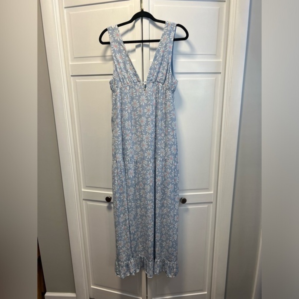 NWT Love Tree Blue Daisy Floral Empire Waist Maxi Dress Size Women’s Large